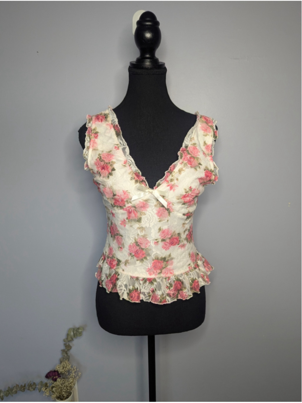 NWT Thirty/Thirty LA Floral Lace Ruffle Cami Tank Top L